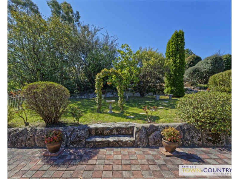 39 Chestnut Avenue, Armidale NSW 2350