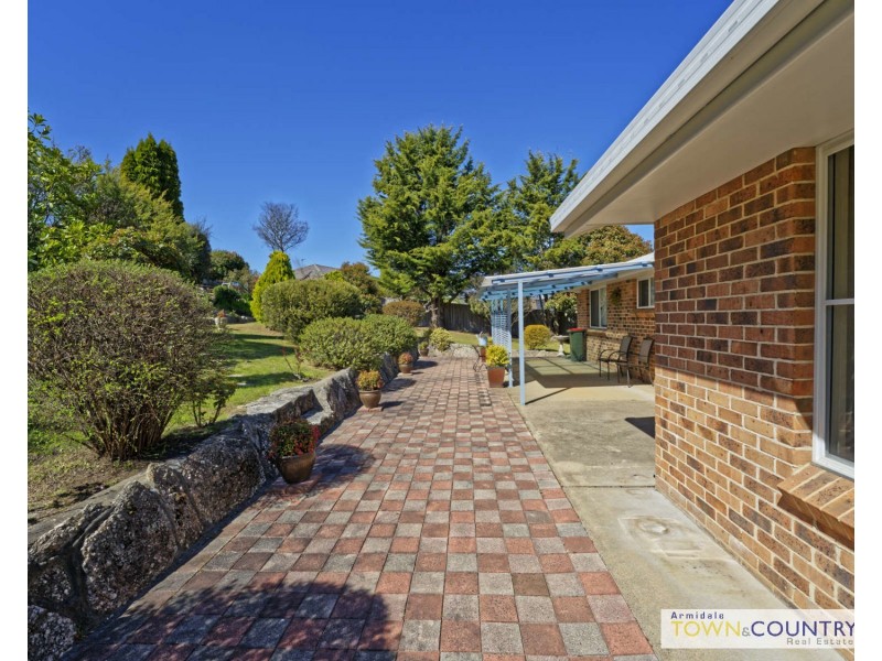 39 Chestnut Avenue, Armidale NSW 2350