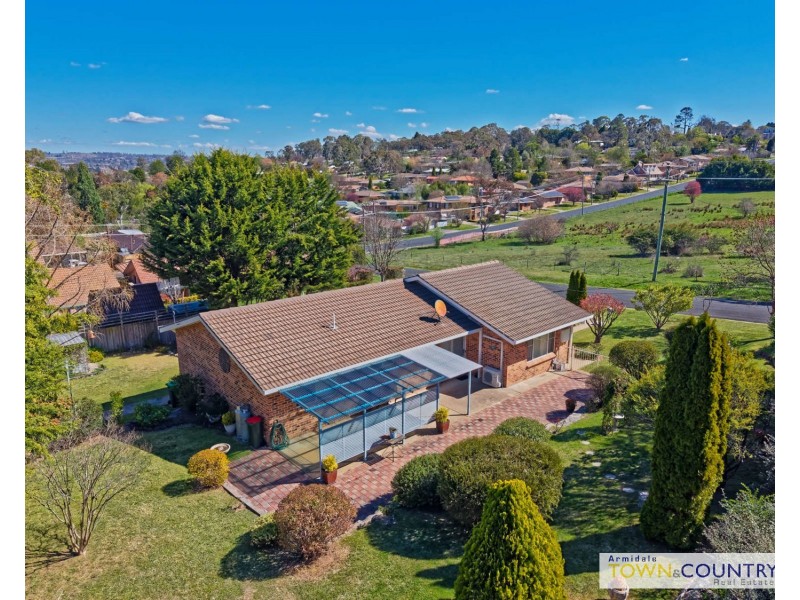 39 Chestnut Avenue, Armidale NSW 2350