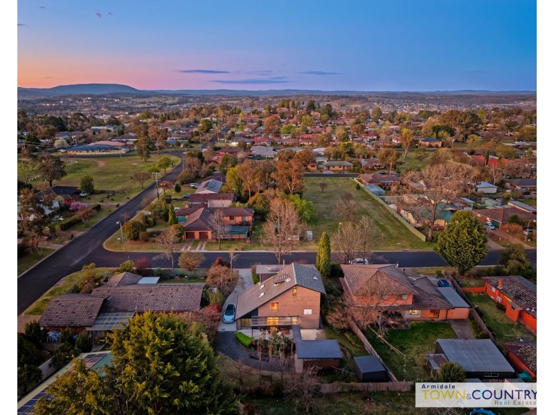 32 Short Street, Armidale NSW 2350