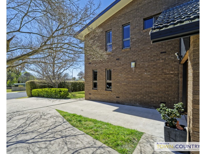 32 Short Street, Armidale NSW 2350