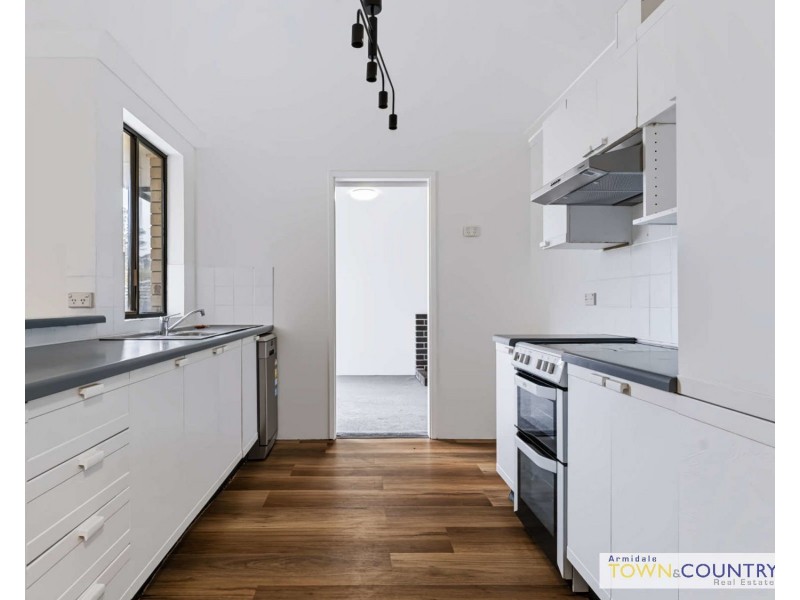 7 Simpson Avenue, Armidale NSW 2350