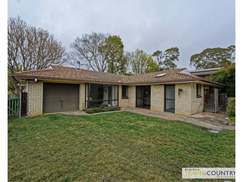 7 Simpson Avenue, Armidale NSW 2350