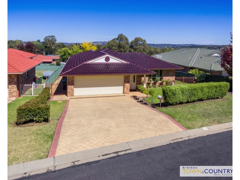 6 Norris Drive, Armidale NSW 2350