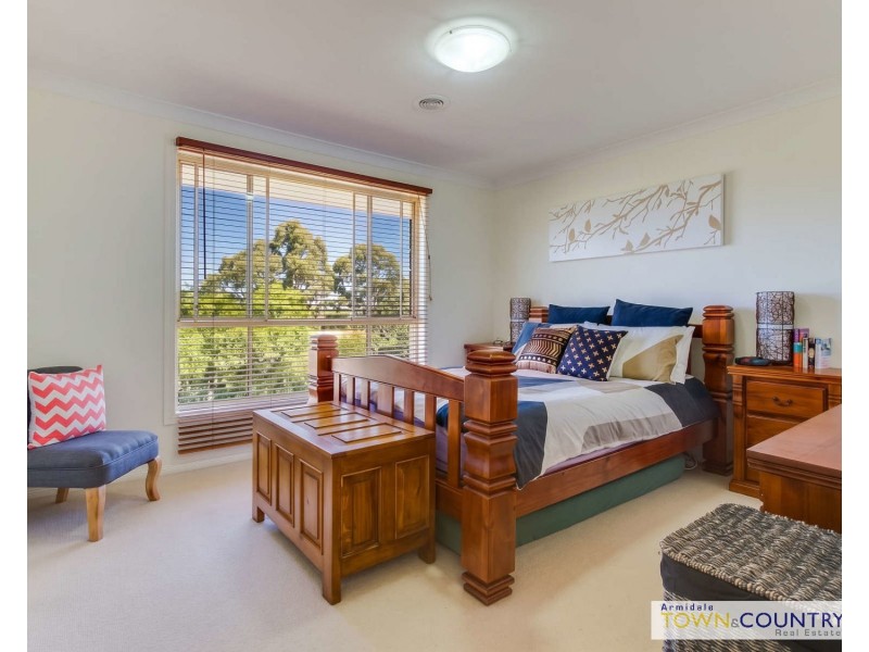 6 Norris Drive, Armidale NSW 2350