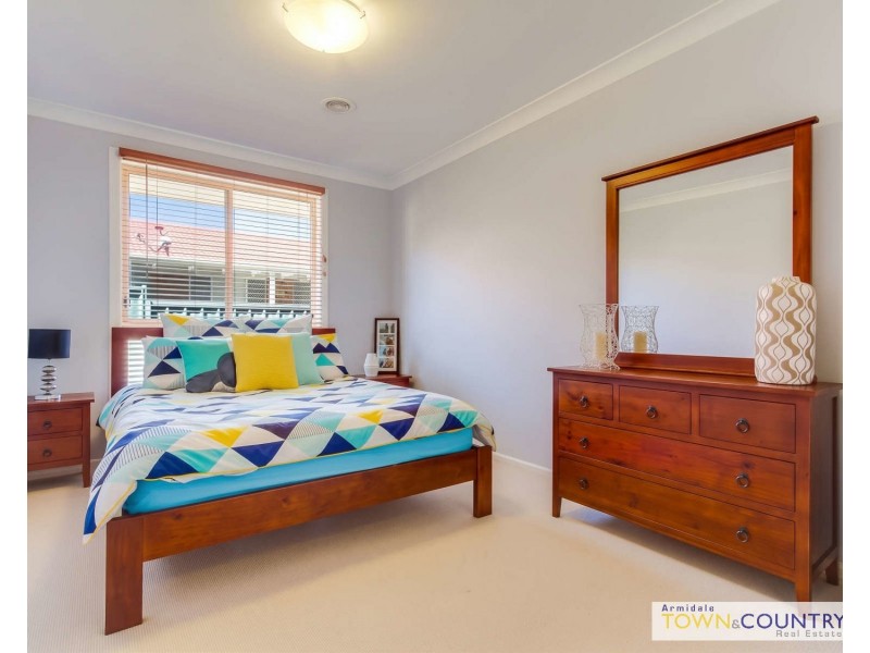 6 Norris Drive, Armidale NSW 2350