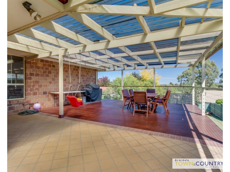 6 Norris Drive, Armidale NSW 2350