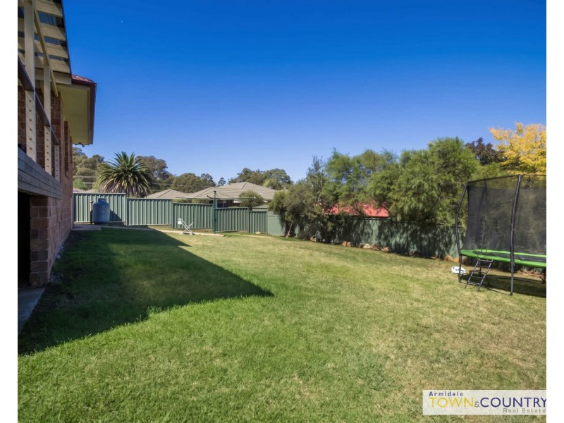6 Norris Drive, Armidale NSW 2350