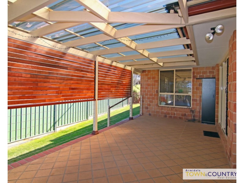 6 Norris Drive, Armidale NSW 2350