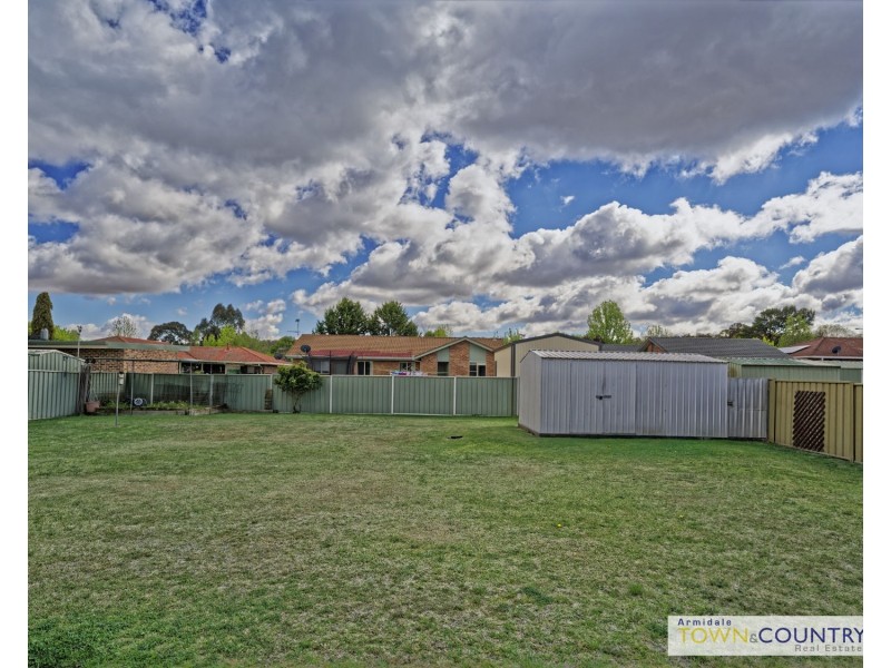 9 Newling Avenue, Armidale NSW 2350