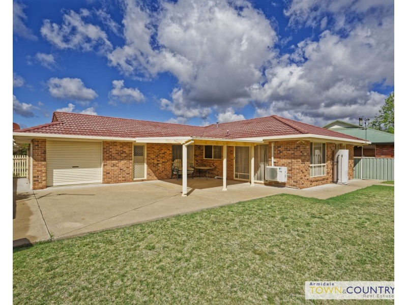 9 Newling Avenue, Armidale NSW 2350