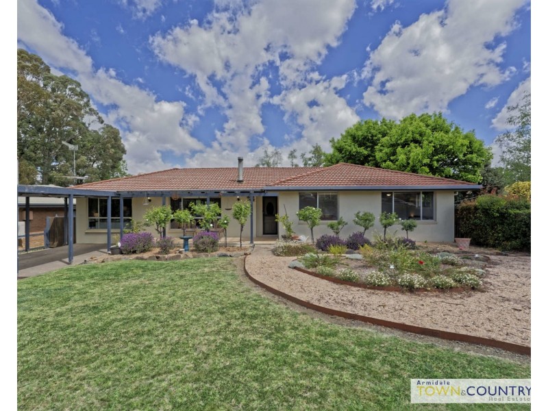 54 Murray Avenue, Armidale NSW 2350