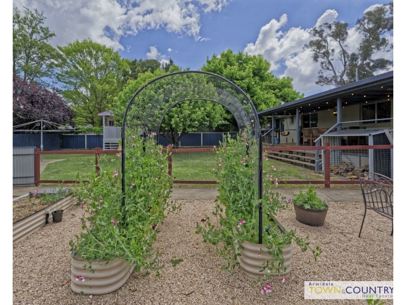 54 Murray Avenue, Armidale NSW 2350