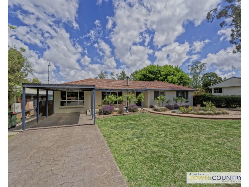 54 Murray Avenue, Armidale NSW 2350
