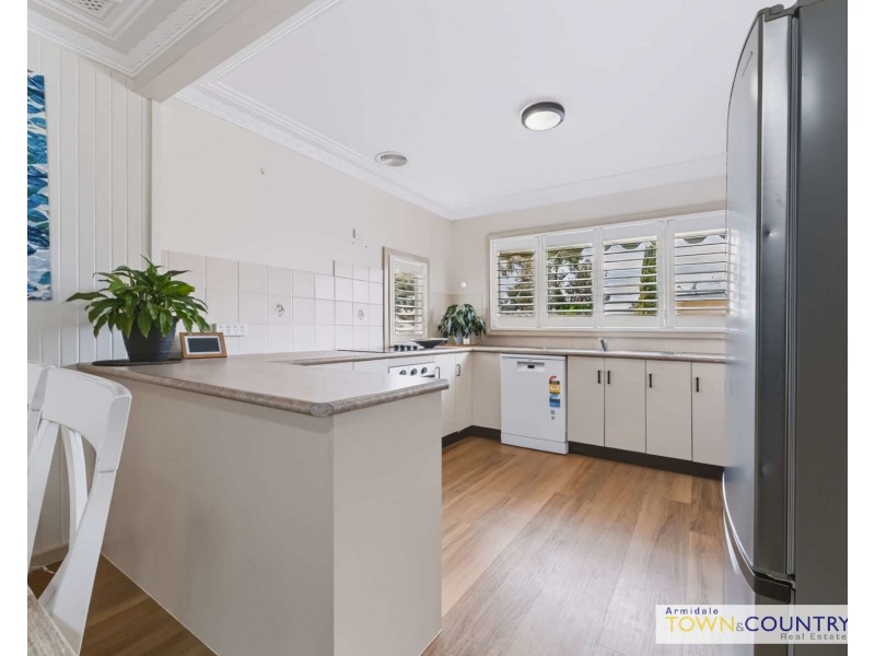 9 Grafton Road, Armidale NSW 2350