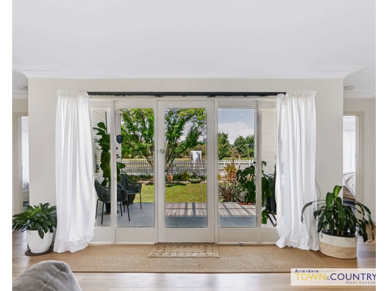 9 Grafton Road, Armidale NSW 2350