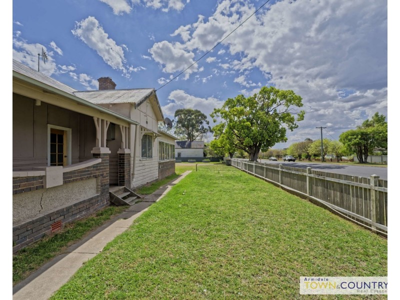 91 Bridge Street, Uralla NSW 2358