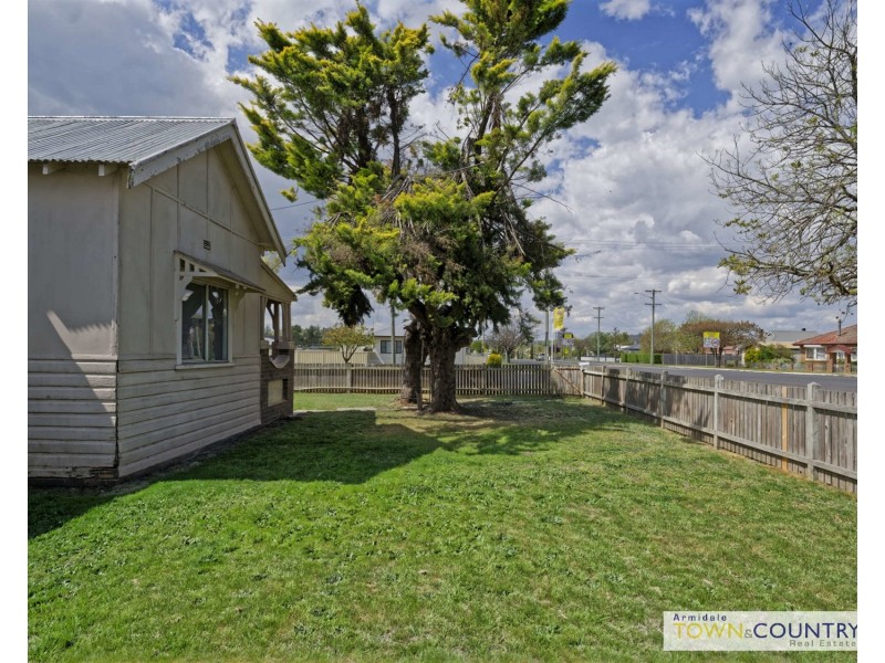 91 Bridge Street, Uralla NSW 2358