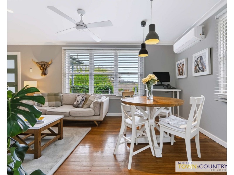 12 Douglas Street, Armidale NSW 2350