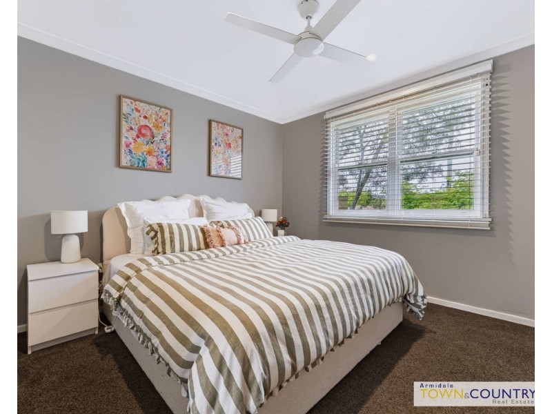 12 Douglas Street, Armidale NSW 2350