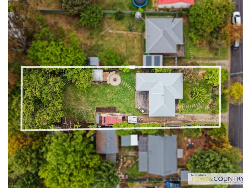 12 Douglas Street, Armidale NSW 2350
