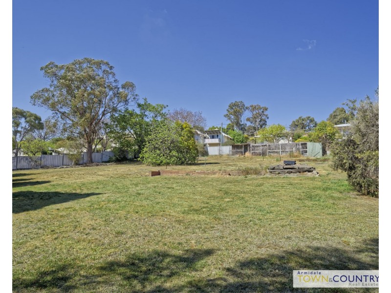 6 Lambs Avenue, Armidale NSW 2350
