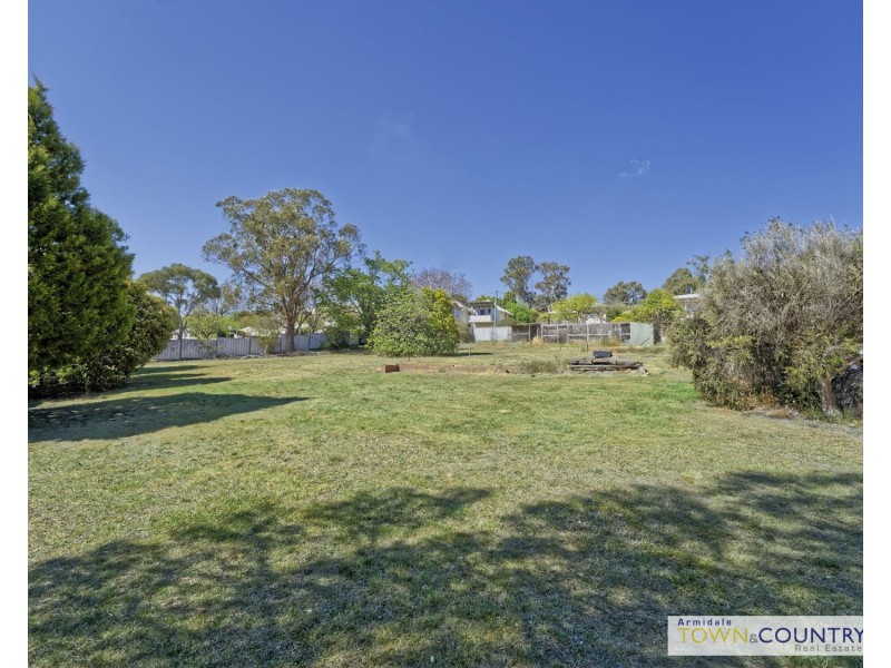 4 Lambs Avenue, Armidale NSW 2350
