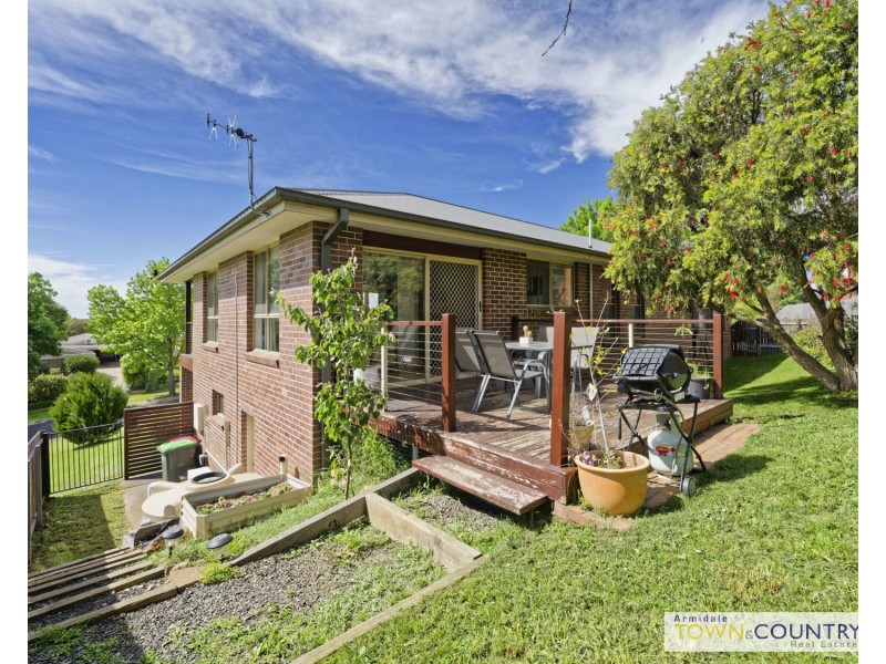 12 Napier Court, Armidale NSW 2350