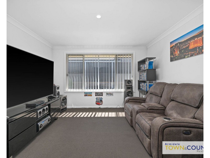 32 Cookes road, Armidale NSW 2350