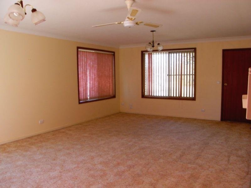 105 New England Highway, Black Mountain NSW 2365