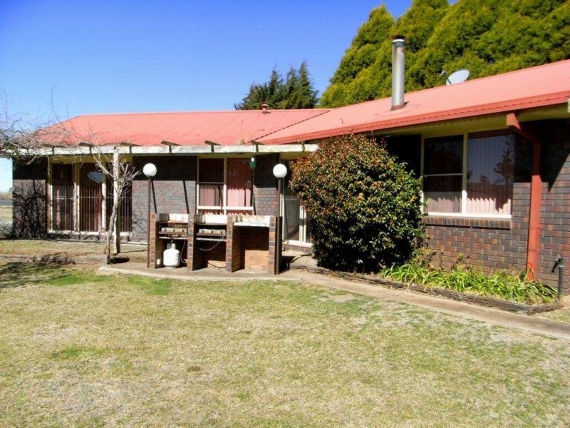105 New England Highway, Black Mountain NSW 2365