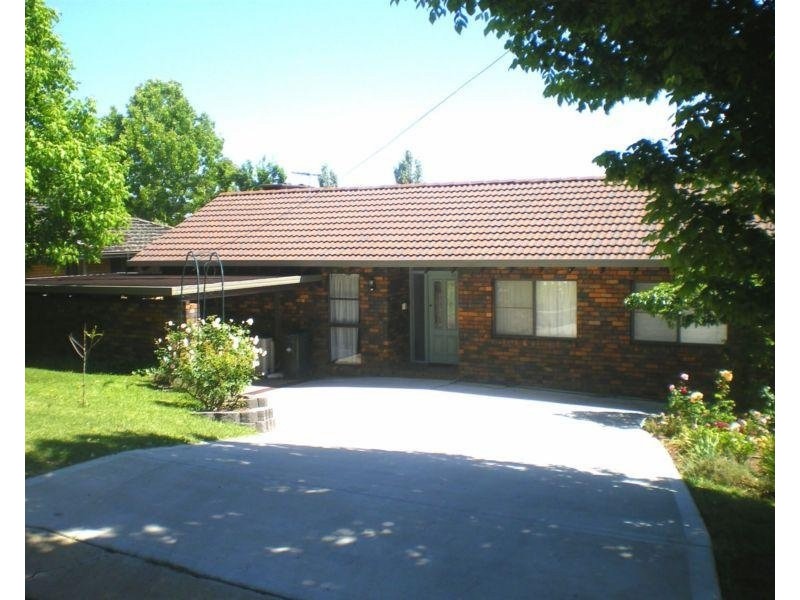 49 Garibaldi Street, Armidale NSW 2350