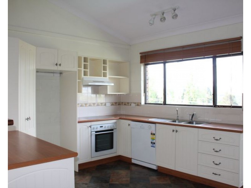 49 Garibaldi Street, Armidale NSW 2350