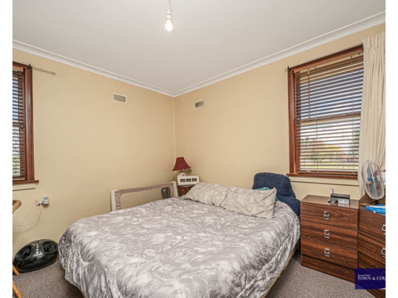 35 Abercrombie Street, Guyra NSW 2365
