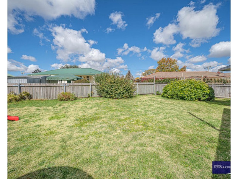35 Abercrombie Street, Guyra NSW 2365