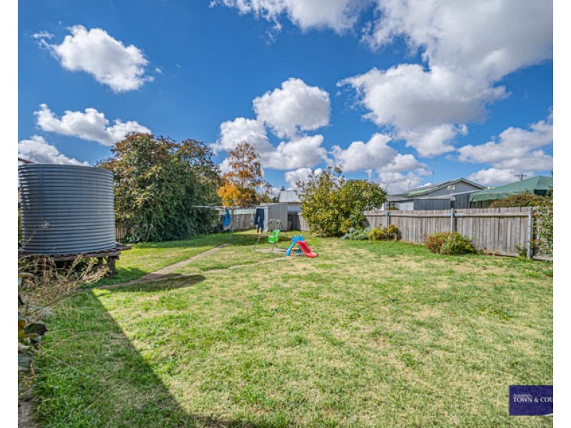35 Abercrombie Street, Guyra NSW 2365