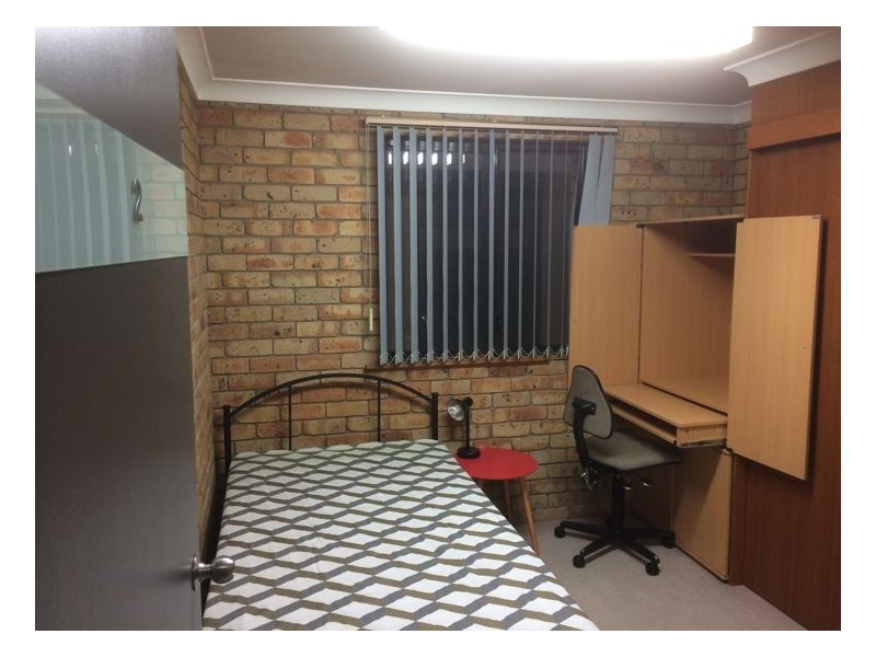 Room 2/4 Salmon Avenue, Armidale NSW 2350