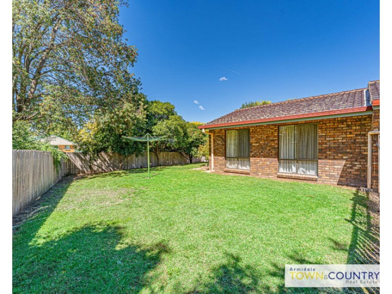 5 Sylvia Crescent, Armidale NSW 2350