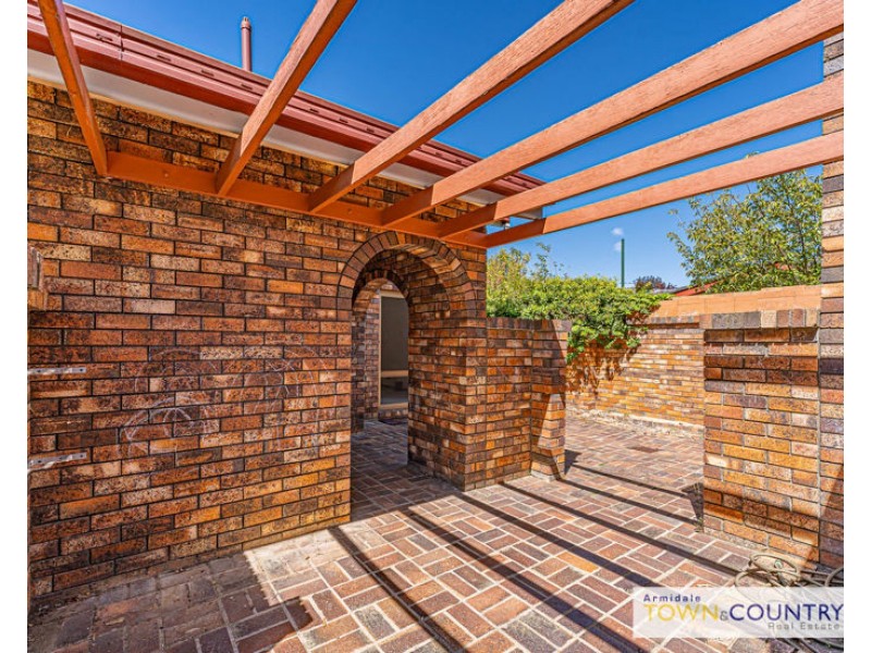 5 Sylvia Crescent, Armidale NSW 2350