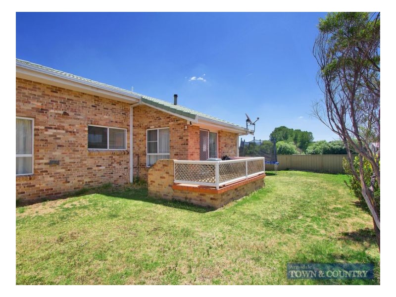 75 MacDonald Drive, Armidale NSW 2350