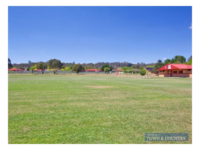75 MacDonald Drive, Armidale NSW 2350