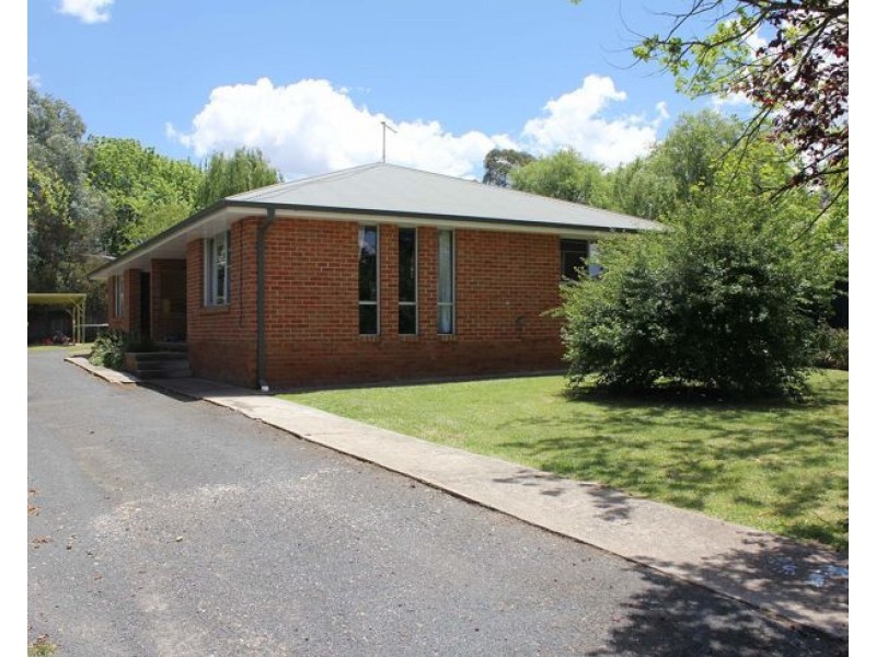 1/6 Power Place, Armidale NSW 2350