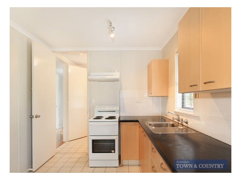 3 P G Love Avenue, Armidale NSW 2350