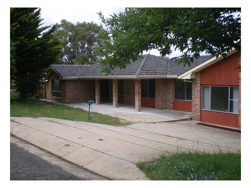 23 Curtis Street, Armidale NSW 2350