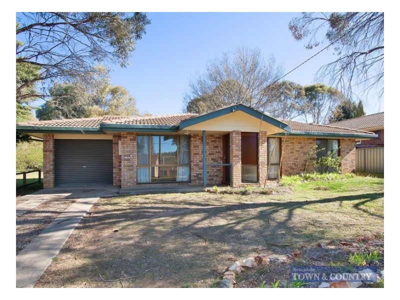 52 Claude Street, Armidale NSW 2350