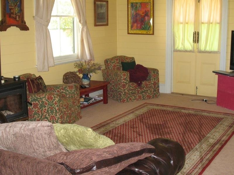 87 Sandon Street, Guyra NSW 2365