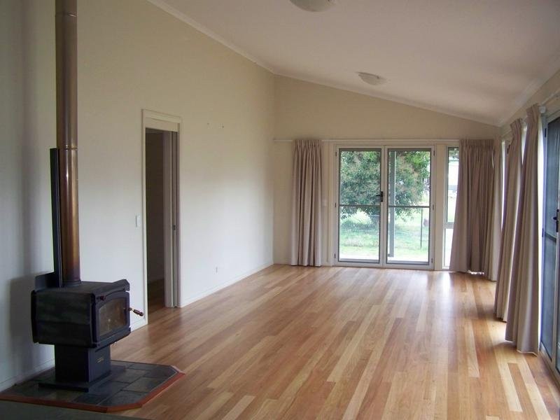29A Rowan Avenue, Uralla NSW 2358