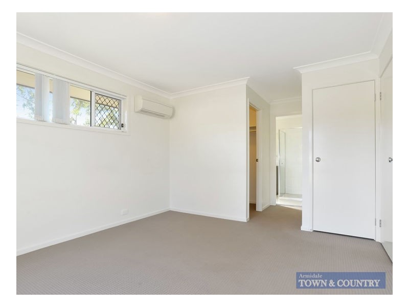 8 Somerville Close, Armidale NSW 2350