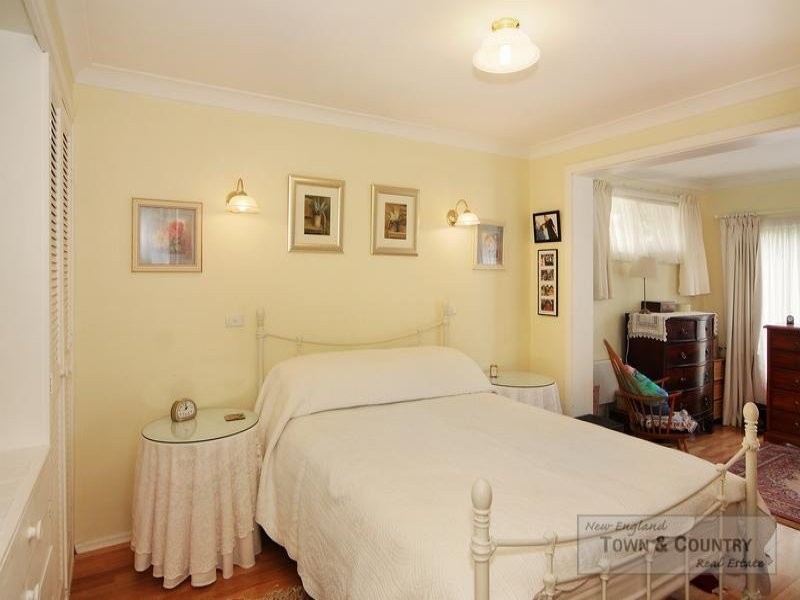 16 Merinda Place, Armidale NSW 2350