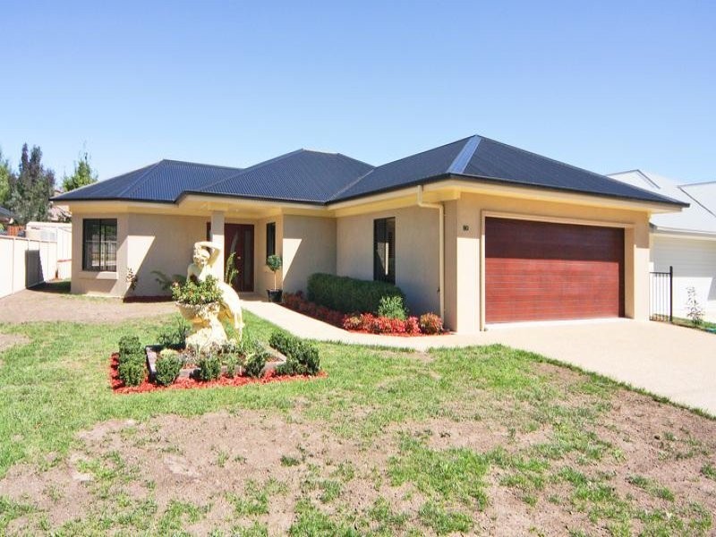 80 Ross Street, Armidale NSW 2350